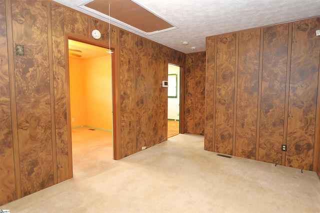 127 Norris Court, Spartanburg, SC 29306