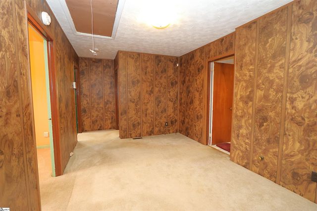 127 Norris Court, Spartanburg, SC 29306