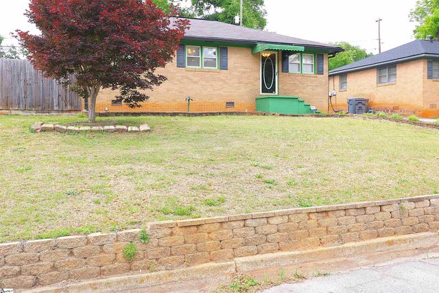 127 Norris Court, Spartanburg, SC 29306