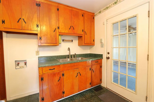 127 Norris Court, Spartanburg, SC 29306