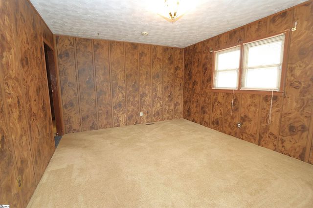 127 Norris Court, Spartanburg, SC 29306