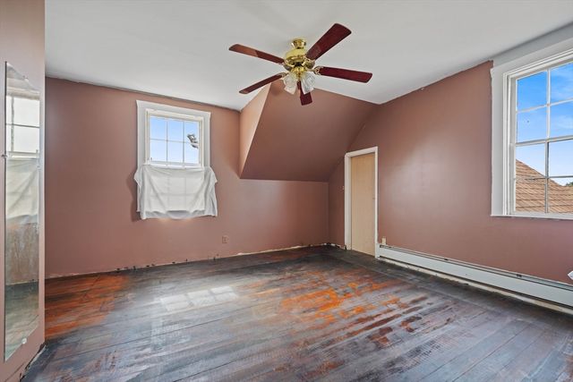 32 Cedar St, Fairhaven, MA 02719