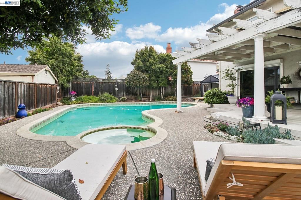 Image 52 of property listing at 3113 Creekmore Way, San Jose, CA 95148
