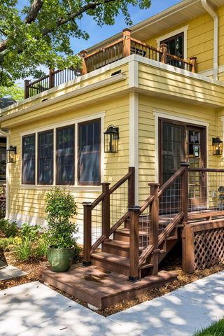 1990 James Avenue, Saint Paul, MN 55105