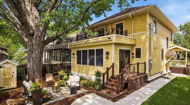 1990 James Avenue, Saint Paul, MN 55105