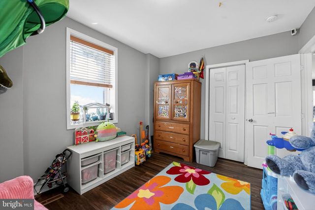 217 PINEWOOD RD, Dundalk, MD 21222