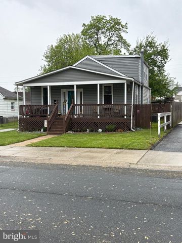 217 PINEWOOD RD, Dundalk, MD 21222