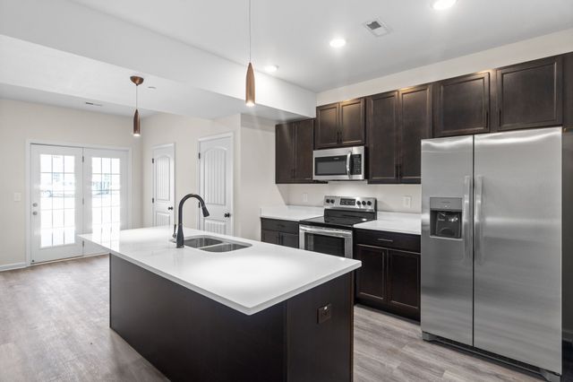 229 E Johnson Cir Unit A103, Clarksville, TN 37040