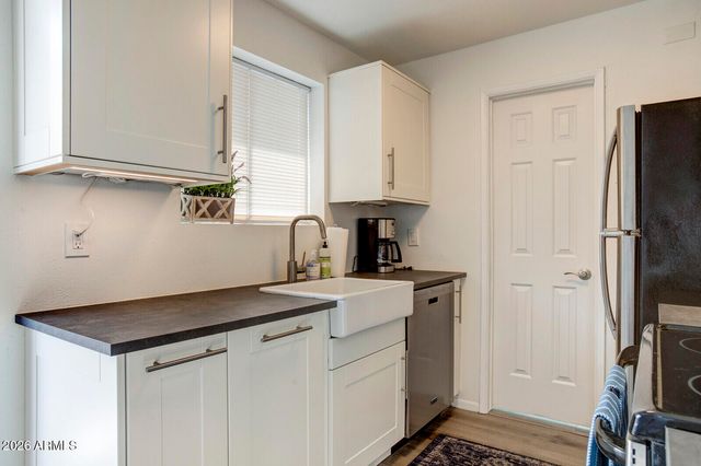 4206 N 38th Street 6, Phoenix, AZ 85018