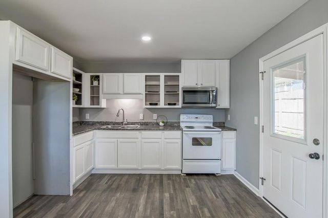 1089 Travis Road, Gainesville, GA 30501