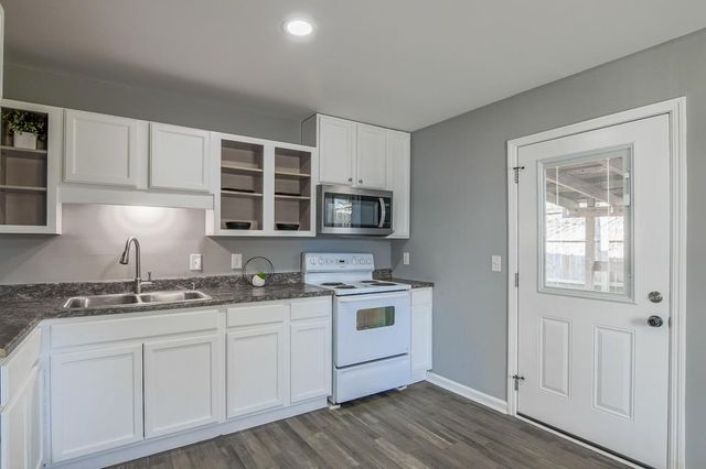 1089 Travis Road, Gainesville, GA 30501