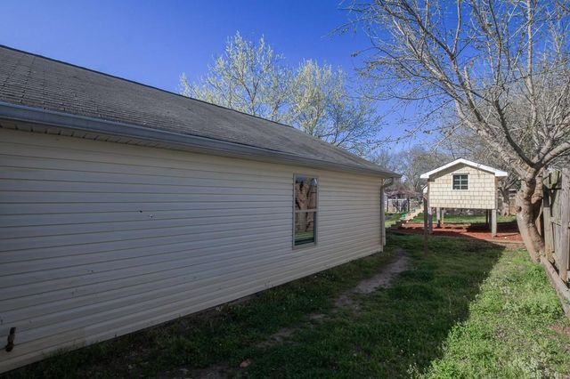 1089 Travis Road, Gainesville, GA 30501