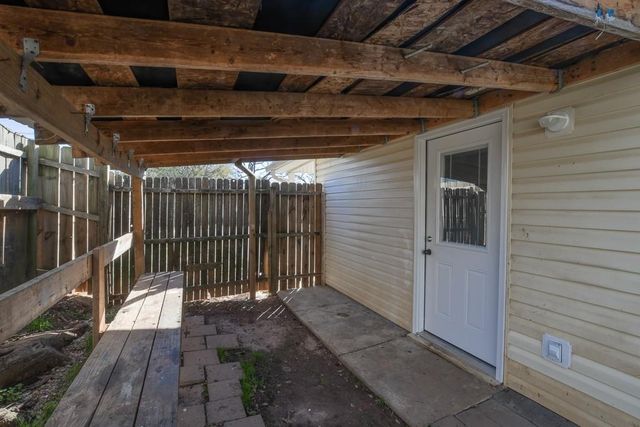 1089 Travis Road, Gainesville, GA 30501