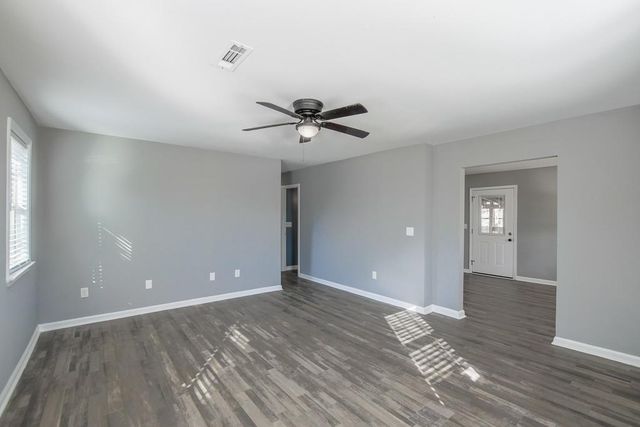 1089 Travis Road, Gainesville, GA 30501