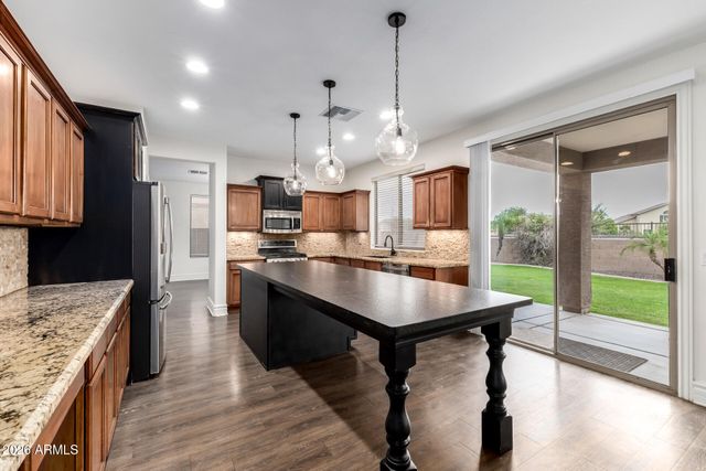 3267 E MAPLEWOOD Street, Gilbert, AZ 85297