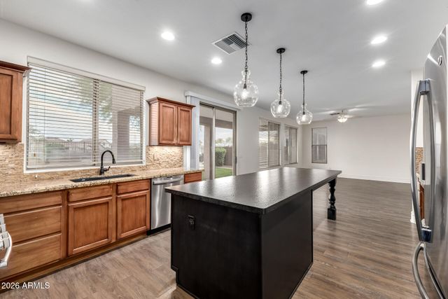 3267 E MAPLEWOOD Street, Gilbert, AZ 85297