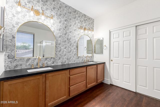 3267 E MAPLEWOOD Street, Gilbert, AZ 85297