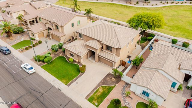 3267 E MAPLEWOOD Street, Gilbert, AZ 85297