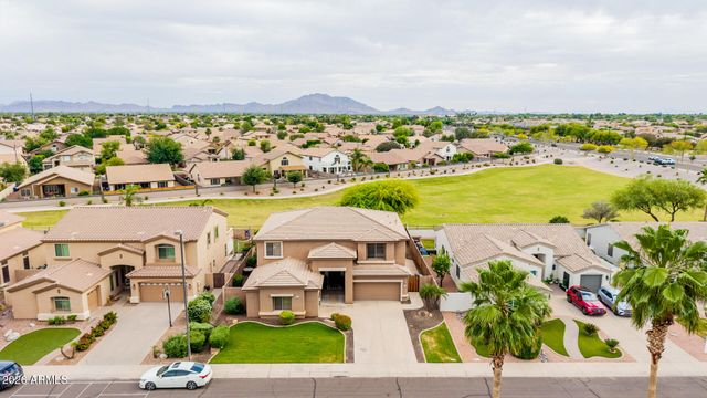 3267 E MAPLEWOOD Street, Gilbert, AZ 85297