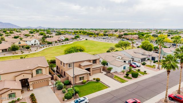 3267 E MAPLEWOOD Street, Gilbert, AZ 85297