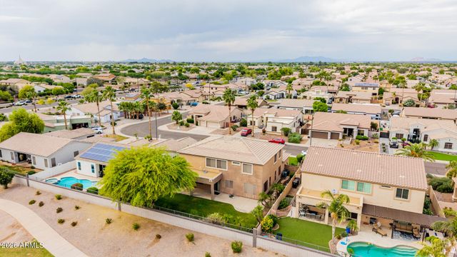 3267 E MAPLEWOOD Street, Gilbert, AZ 85297