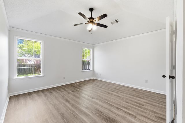 10023 WOODLAND GROVE DR, Lakeland, TN 38002