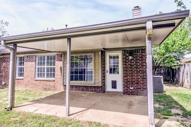 10023 WOODLAND GROVE DR, Lakeland, TN 38002