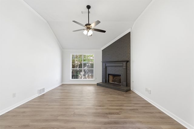 10023 WOODLAND GROVE DR, Lakeland, TN 38002