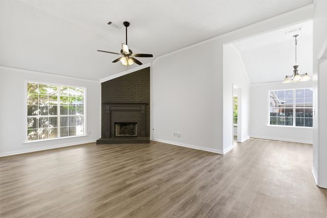 10023 WOODLAND GROVE DR, Lakeland, TN 38002