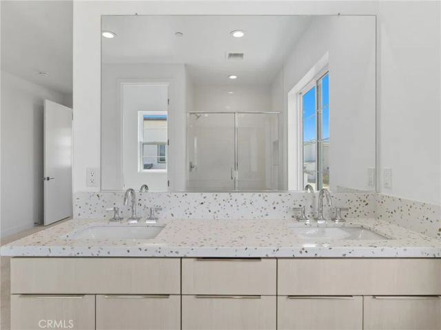 36330 Warren Drive, Palm Desert, CA 92211