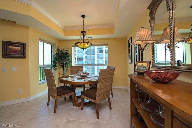 295 Grande WAY 1006, Naples, FL 34110