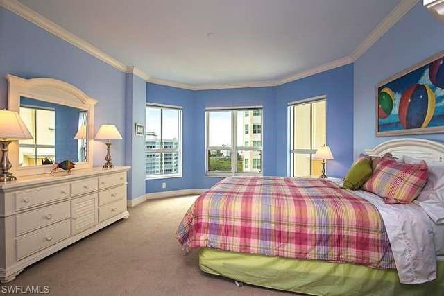 295 Grande WAY 1006, Naples, FL 34110