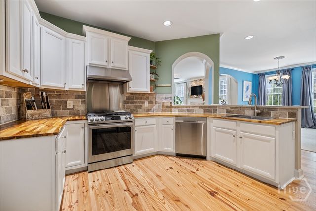 217 Bonaventure Road, Thunderbolt, GA 31404