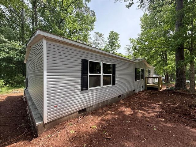 166 Evergreen Dr, Villa Rica, GA 30180