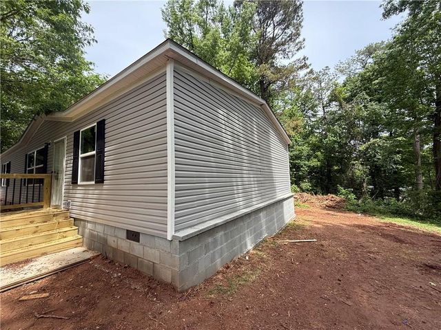 166 Evergreen Dr, Villa Rica, GA 30180