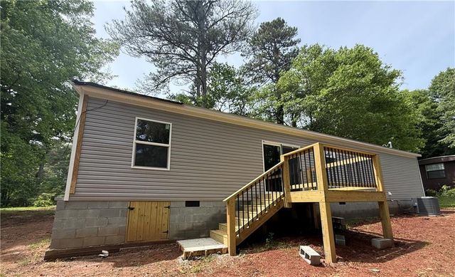 166 Evergreen Dr, Villa Rica, GA 30180