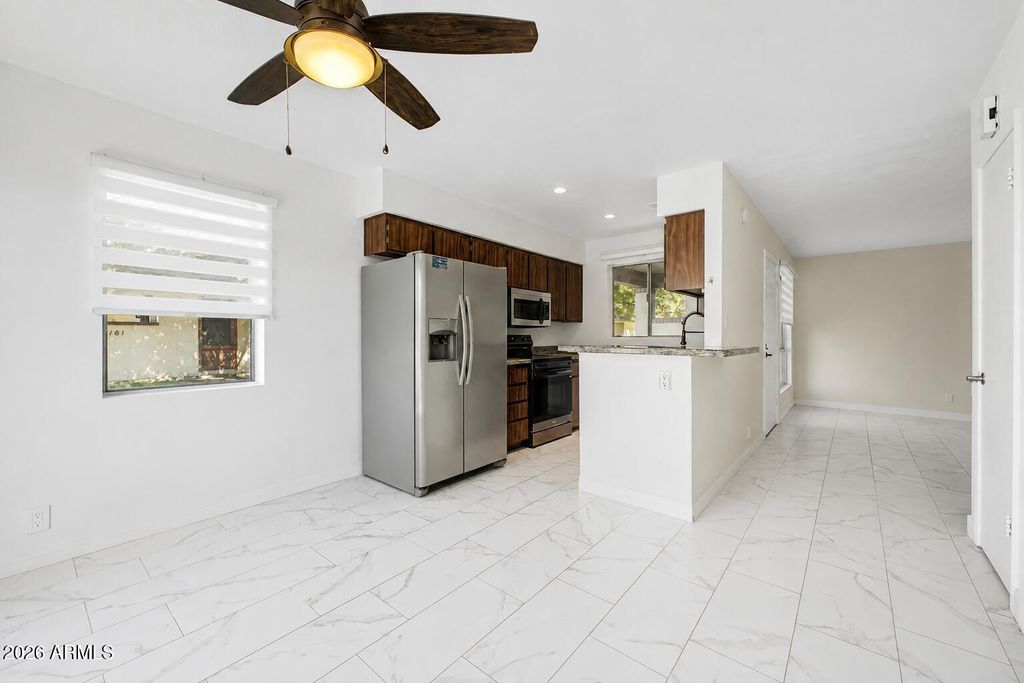8161 N 107TH Avenue 109, Peoria, AZ 85345 — photo 4
