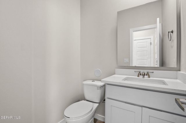 654 Davi's Greenwood Court, Vinton, TX 79821