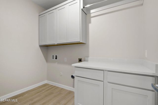 654 Davi's Greenwood Court, Vinton, TX 79821