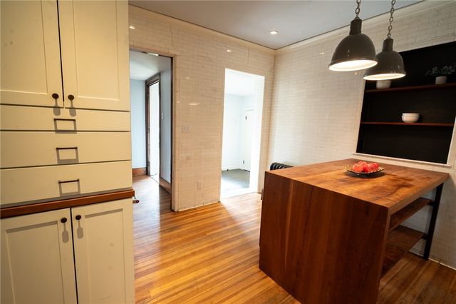 7503 W Hutchinson Ave, Regent Square, PA 15218