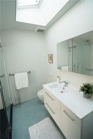 7503 W Hutchinson Ave, Regent Square, PA 15218