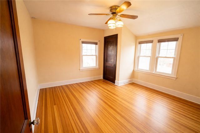 7503 W Hutchinson Ave, Regent Square, PA 15218