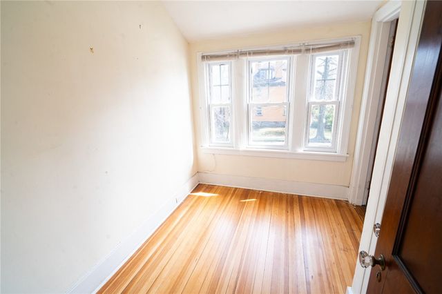 7503 W Hutchinson Ave, Regent Square, PA 15218