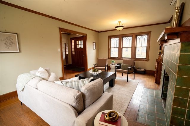 7503 W Hutchinson Ave, Regent Square, PA 15218