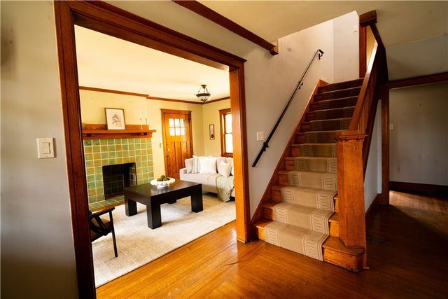 7503 W Hutchinson Ave, Regent Square, PA 15218