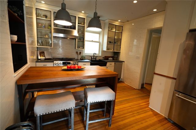 7503 W Hutchinson Ave, Regent Square, PA 15218