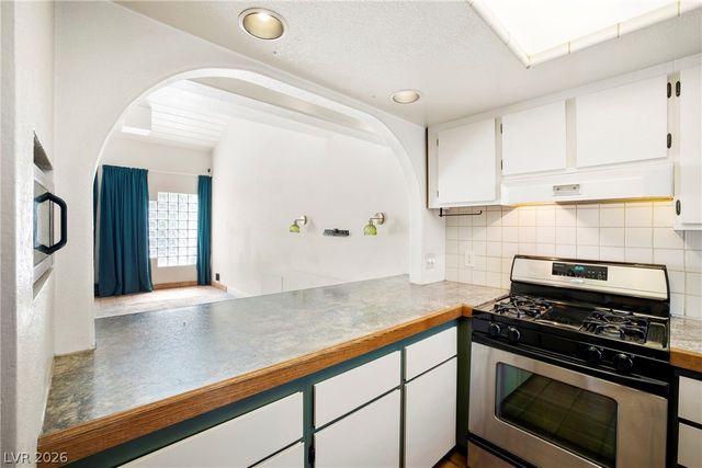 4288 Kona Coast Way, Las Vegas, NV 89121