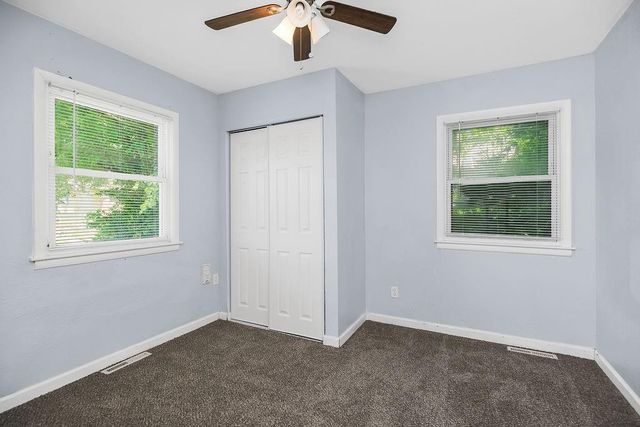 2701 Oakley Avenue, Kansas City, MO 64128