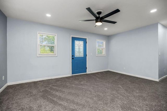 2701 Oakley Avenue, Kansas City, MO 64128