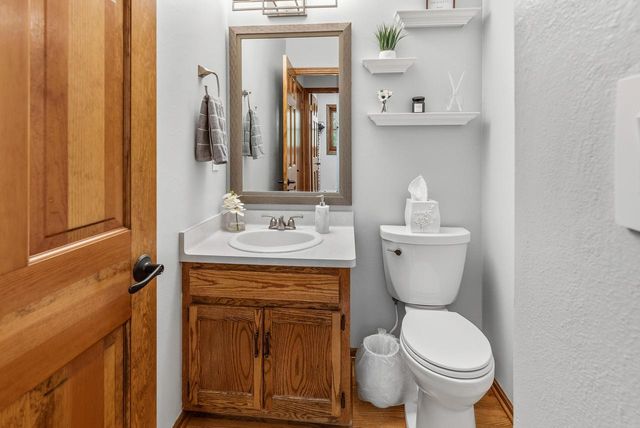 S45W25745 Underwood COURT, Waukesha, WI 53189
